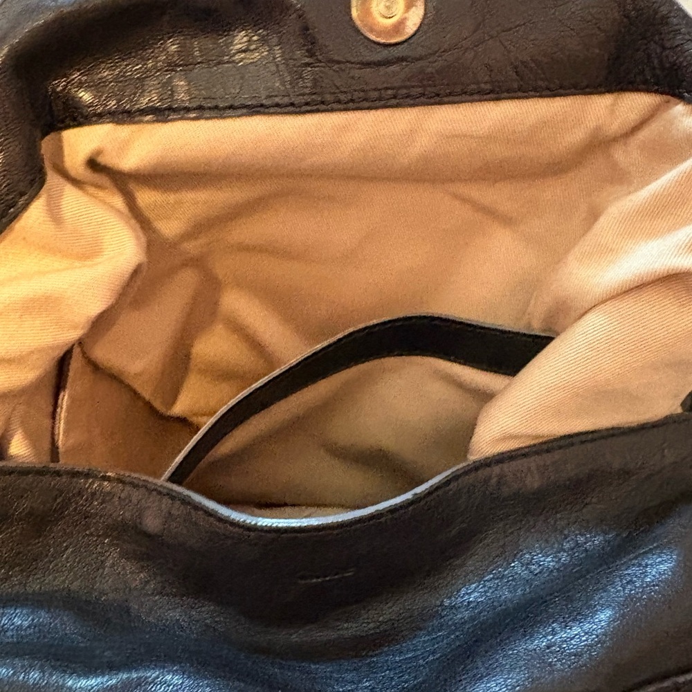 Chloe - Picture 10 of 14